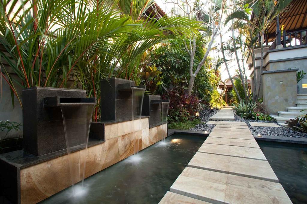 Sundara Oceanside Villa Tanah Lot  Exterior photo
