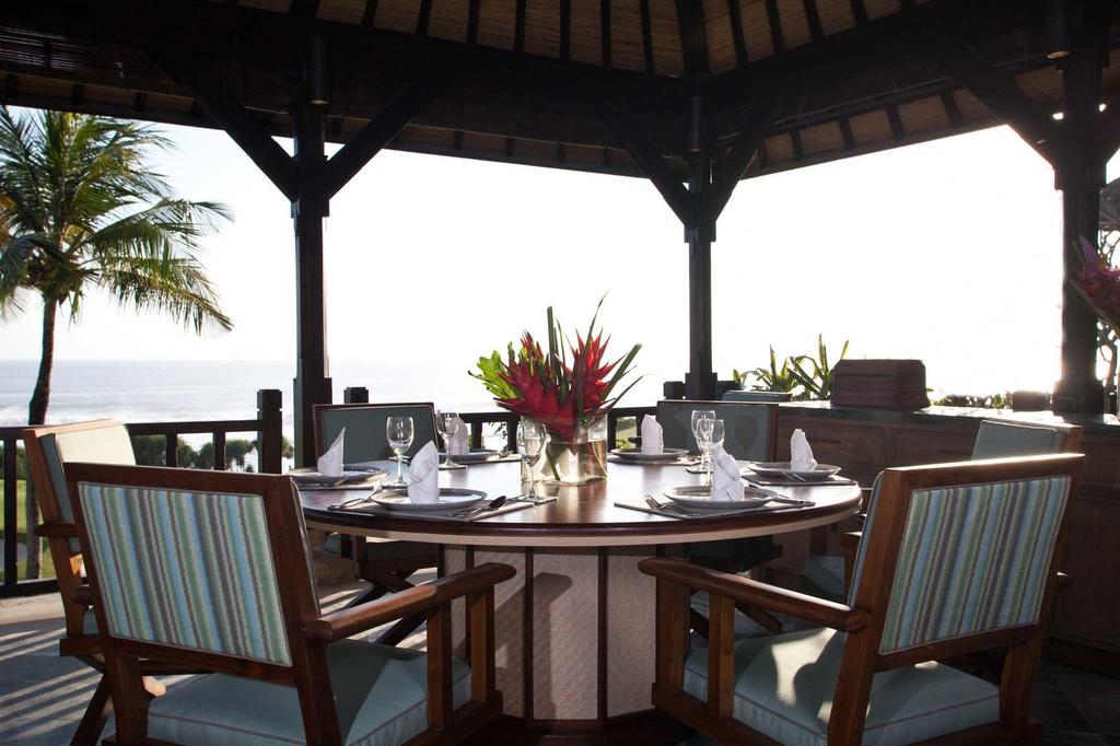 Sundara Oceanside Villa Tanah Lot  Exterior photo